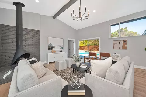 Living - 1713 Mission Ave, Carmichael, CA 95608 photo 8 of 9