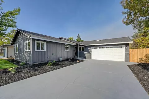 Exterior - 1713 Mission Ave, Carmichael, CA 95608 photo 5 of 13