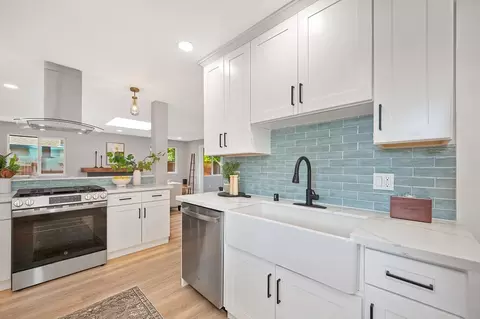 Kitchen - 1713 Mission Ave, Carmichael, CA 95608 photo 4 of 5