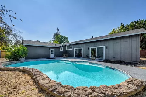 Exterior - 1713 Mission Ave, Carmichael, CA 95608 photo 12 of 13
