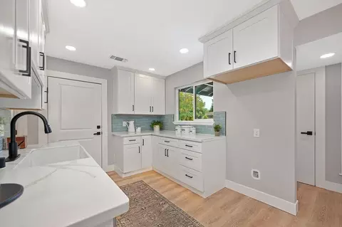 Kitchen - 1713 Mission Ave, Carmichael, CA 95608 photo 2 of 5
