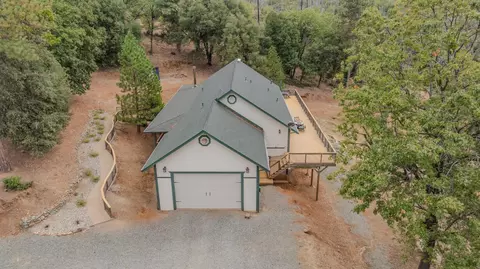 Exterior - 7806 Doster Rd, Mountain Ranch, CA 95246 photo 11 of 20