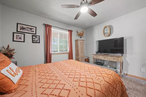 Bedroom - 7806 Doster Rd, Mountain Ranch, CA 95246 photo 3 of 5