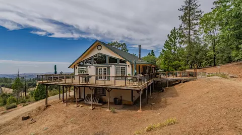 Exterior - 7806 Doster Rd, Mountain Ranch, CA 95246 photo 12 of 20