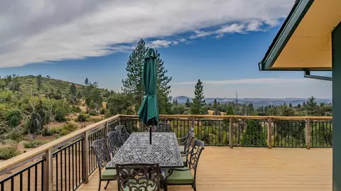 Exterior - 7806 Doster Rd, Mountain Ranch, CA 95246 photo 8 of 20