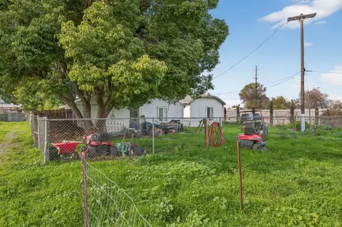 Exterior - 27350 Thornton Rd, Thornton, CA 95686 photo 9 of 9