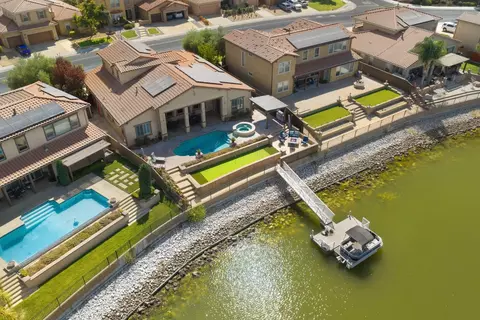 View/Area - 1211 Como Dr, Manteca, CA 95337 photo 4 of 24