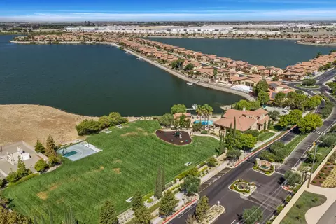 View/Area - 1211 Como Dr, Manteca, CA 95337 photo 21 of 24