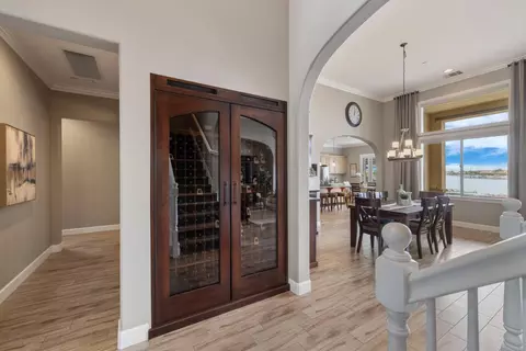 Entry Way - 1211 Como Dr, Manteca, CA 95337 photo 4 of 6