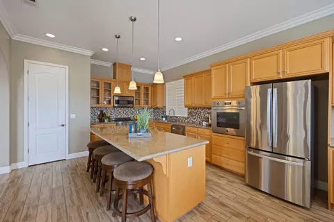 Kitchen - 1211 Como Dr, Manteca, CA 95337 photo 3 of 3