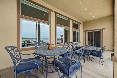 Exterior - 1211 Como Dr, Manteca, CA 95337 photo 10 of 14