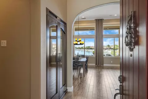 Entry Way - 1211 Como Dr, Manteca, CA 95337 photo 1 of 6