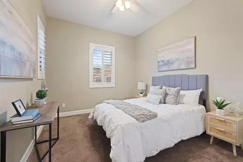 Bedroom - 1211 Como Dr, Manteca, CA 95337 photo 3 of 8