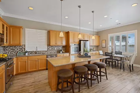 Kitchen - 1211 Como Dr, Manteca, CA 95337 photo 2 of 3