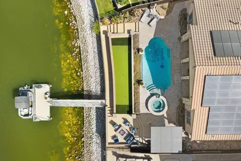 View/Area - 1211 Como Dr, Manteca, CA 95337 photo 5 of 24