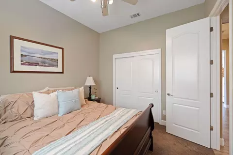 Bedroom - 1211 Como Dr, Manteca, CA 95337 photo 2 of 8