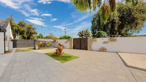Exterior - 1729 Ohio Ave, Modesto, CA 95358 photo 6 of 14