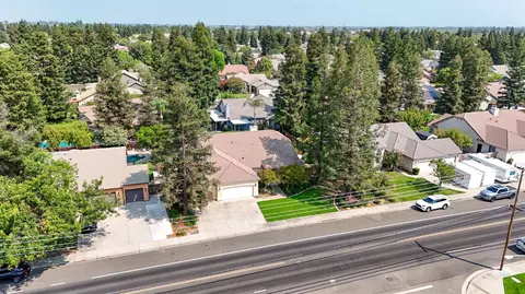 View/Area - 1755 E Tuolumne Rd, Turlock, CA 95382 photo 2 of 10