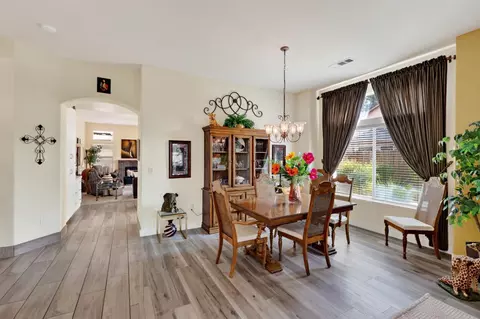Dining - 1755 E Tuolumne Rd, Turlock, CA 95382 photo 1 of 3