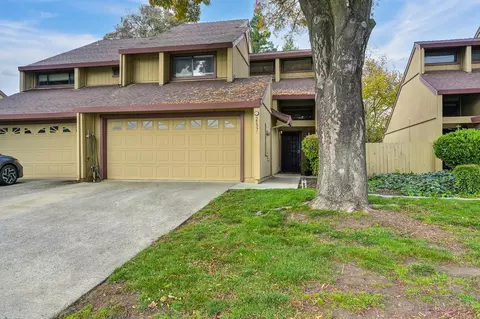 2537 Higgins Rd, West Sacramento, CA 95691