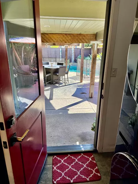Entry Way - 835 Edward, Turlock, CA 95380 photo 3 of 3