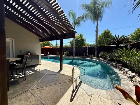 Exterior - 835 Edward, Turlock, CA 95380 photo 7 of 13