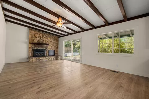 Living - 1663 Glen Dr, Placerville, CA 95667 photo 2 of 8