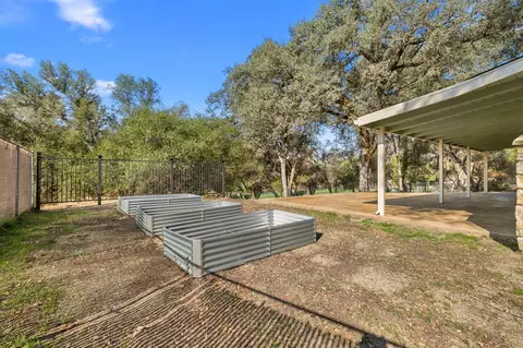 Exterior - 1663 Glen Dr, Placerville, CA 95667 photo 9 of 15