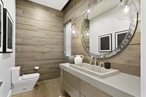 Bath - 6516 Landis Ave, Carmichael, CA 95608 photo 12 of 13