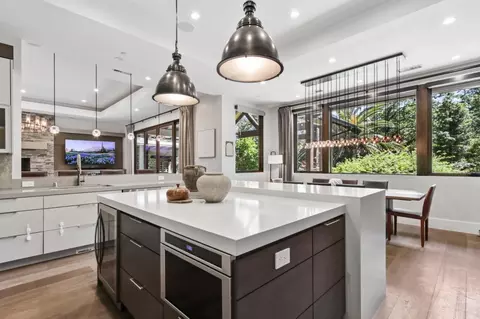 Kitchen - 6516 Landis Ave, Carmichael, CA 95608 photo 4 of 10