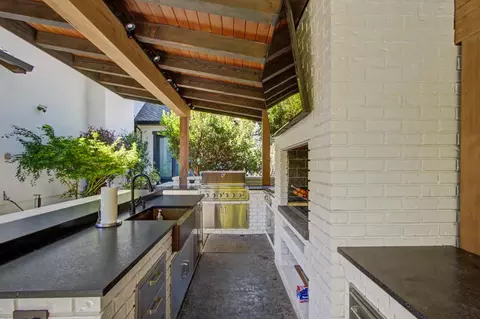 Kitchen - 6516 Landis Ave, Carmichael, CA 95608 photo 10 of 10