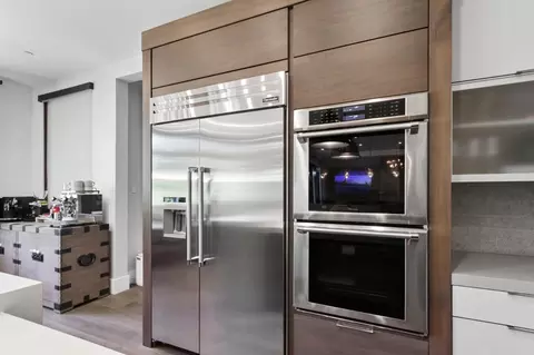 Kitchen - 6516 Landis Ave, Carmichael, CA 95608 photo 3 of 10