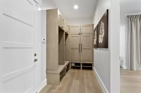 Entry Way - 6516 Landis Ave, Carmichael, CA 95608 photo 7 of 7