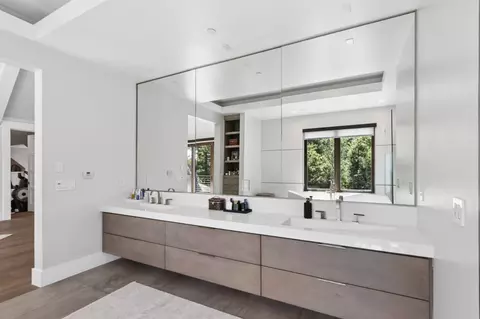 Bath - 6516 Landis Ave, Carmichael, CA 95608 photo 6 of 13