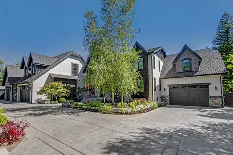 Exterior - 6516 Landis Ave, Carmichael, CA 95608 photo 6 of 28