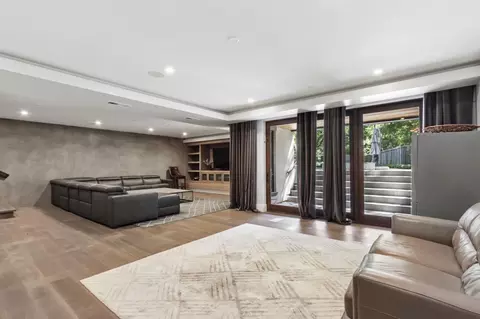 Living - 6516 Landis Ave, Carmichael, CA 95608 photo 4 of 5