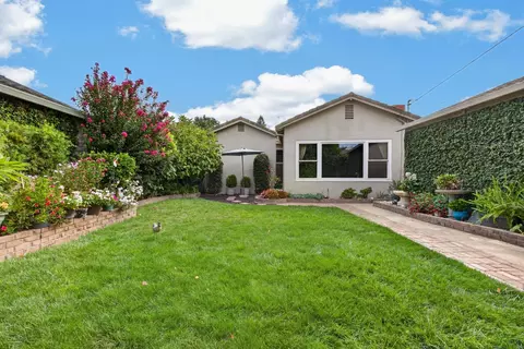 Exterior - 729 Howard St, Lodi, CA 95242 photo 15 of 16