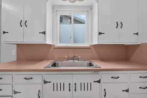 Kitchen - 729 Howard St, Lodi, CA 95242 photo 1 of 2