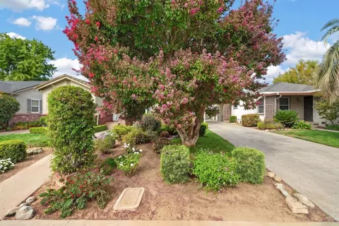 Exterior - 729 Howard St, Lodi, CA 95242 photo 4 of 16