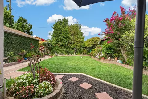 Exterior - 729 Howard St, Lodi, CA 95242 photo 10 of 16
