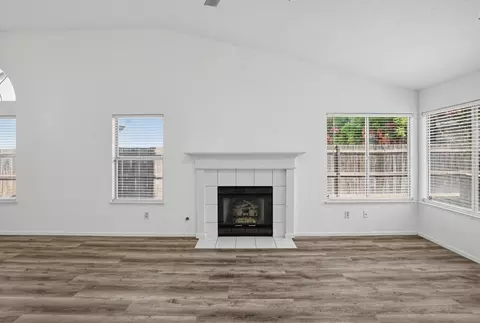 Living - 5522 Sunfield Way, Salida, CA 95368 photo 5 of 7