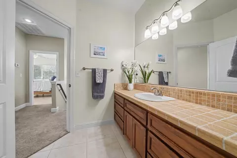 Bath - 5 Paseo Delago, Copperopolis, CA 95228 photo 8 of 9