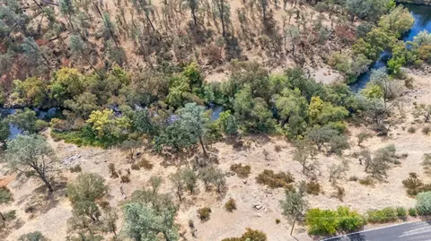 4529 Dunn Rd, Valley Springs, CA 95252