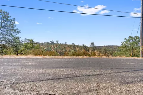 4529 Dunn Rd, Valley Springs, CA 95252