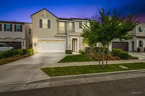 2319 5th Ave, Sacramento, CA 95818