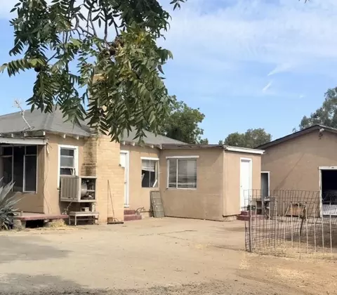 25757 Ellis St, Madera, CA 93638 photo 2