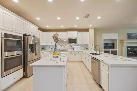 Kitchen - 5631 Tufts, Davis, CA 95618 photo 2 of 4