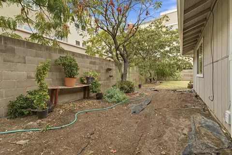 Exterior - 419 E St, Galt, CA 95632 photo 2 of 5