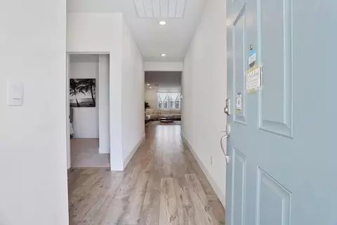 Entry Way - 865 Tern Dr, Lathrop, CA 95330 photo 1 of 4