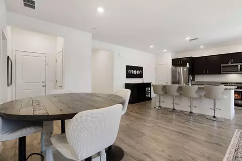 Entry Way - 865 Tern Dr, Lathrop, CA 95330 photo 3 of 4
